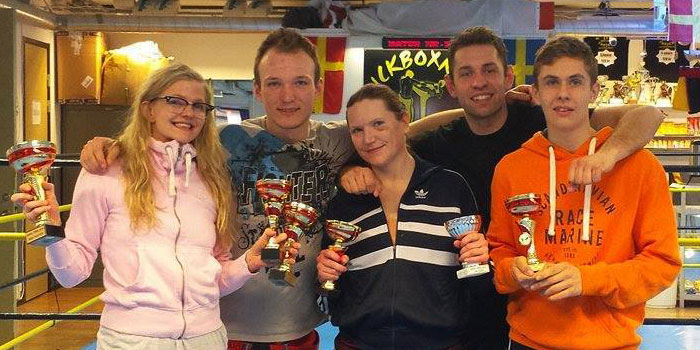 Fina resultat för fighter kickboxning i april open
