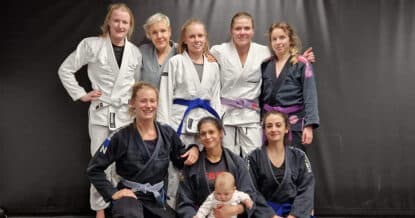 Tjejträning med inriktning bjj