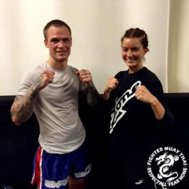 Fyra fmtare går match på real fighter arena