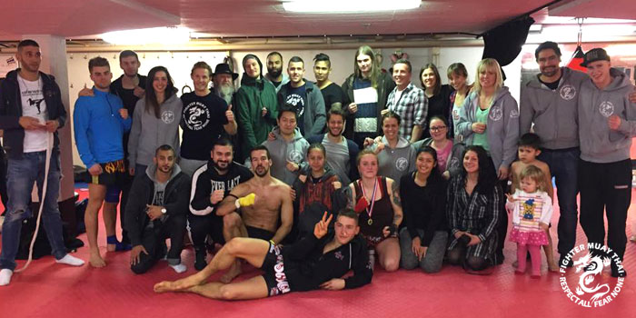 Krigarmatcher på källarträffen