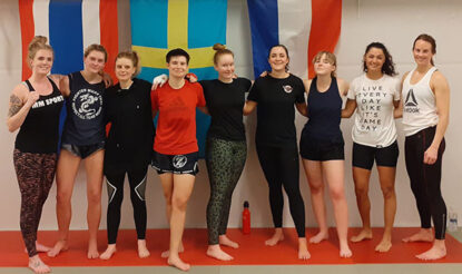 Fighter centre tjejsparring 6/12