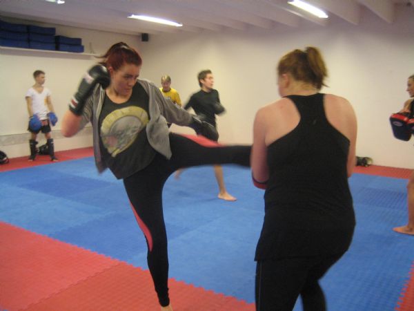 Fighter muay thai tävlar på frontier open 15
